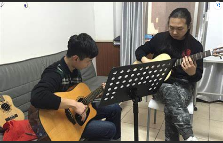  除了教吉他，还能做什么？吉他老师的多元化变现之路！