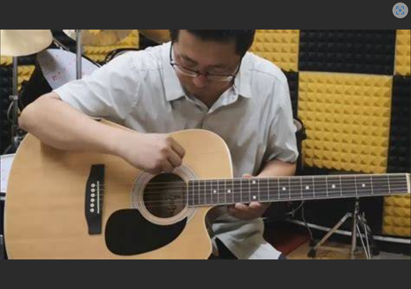  四弦吉他：别再让它蒙尘！三个秘诀，让你一周内弹出完整的歌曲！